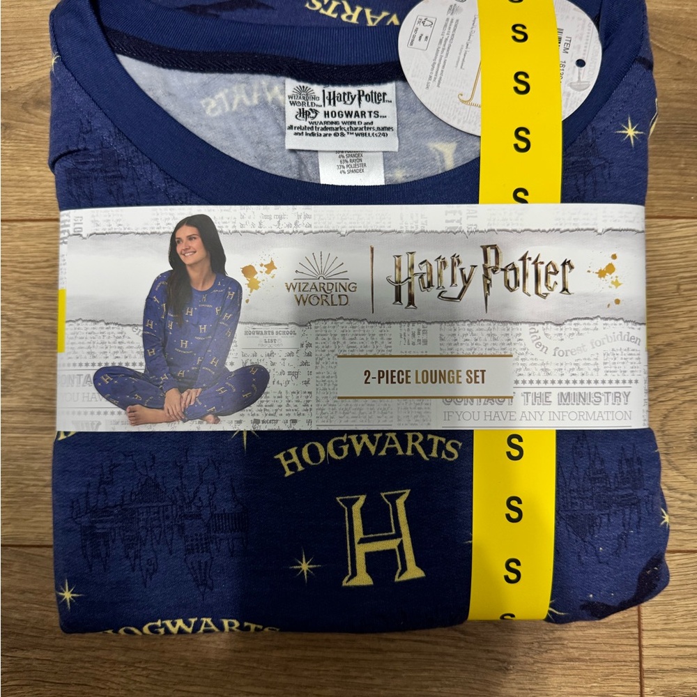 Harry Potter Hogwarts 2-Piece Pajamas Lounge Set Ladies Relaxed Blue